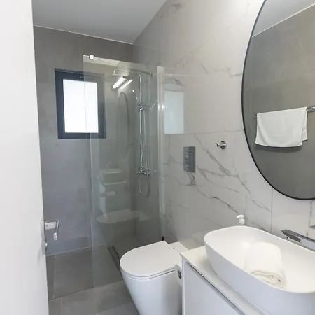 Resort Aqua 4 Bedrooms Paralimni