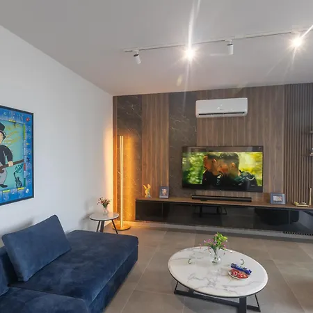Aqua 4 Bedrooms אתר נופש פאראלימני